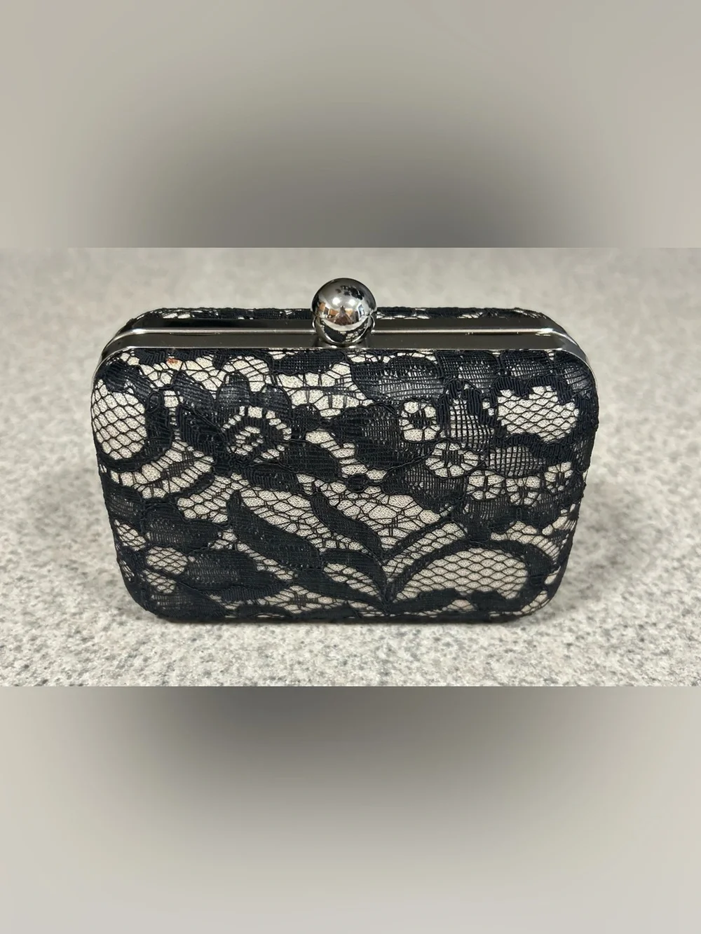 Black Floral Lace Hard-shell Evening Clutch